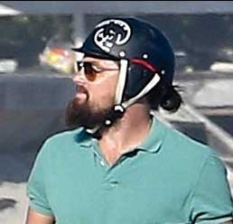 Leonardo diCaprio windsurfing happyinsurf logo helmet